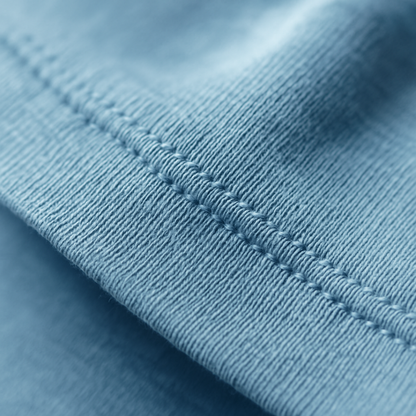 Playera en Contraste Manga Corta Modelo Bark Color Azul Claro